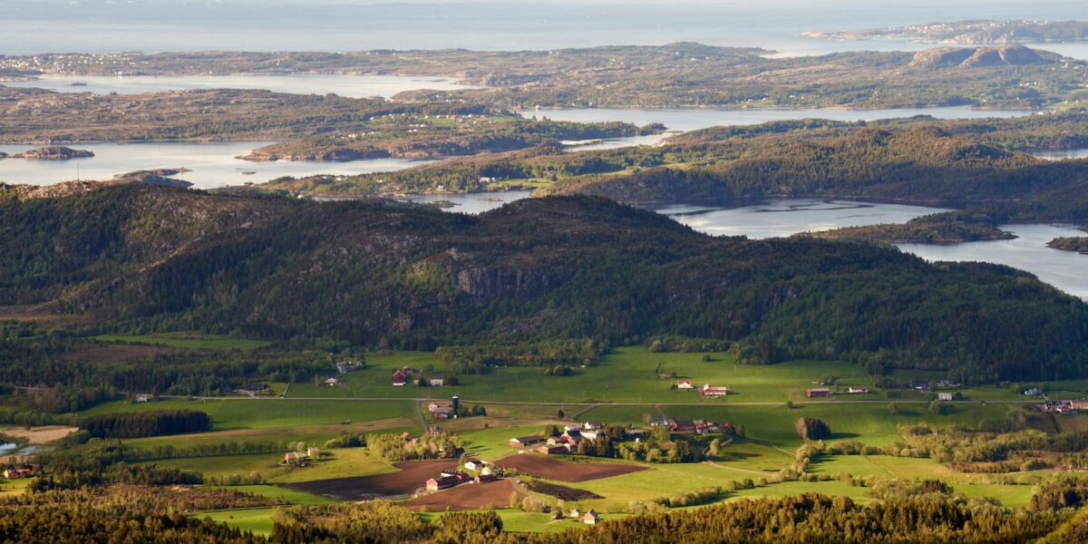 Vue aérienne de Møre og Romsdal, l'un des 15 fylker (comtés) de Norvège